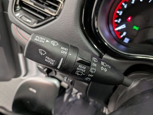 Used 2025 Dodge Durango GT image 16