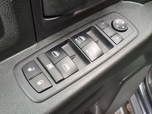 Used 2018 RAM 1500 Express w/ Express Value Package image 14