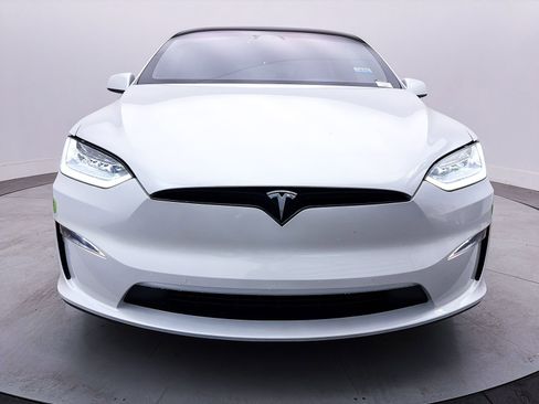 Used 2023 Tesla Model X image 11