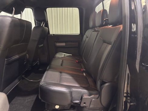 Used 2016 Ford F250 Lariat w/ Lariat Interior Package image 24