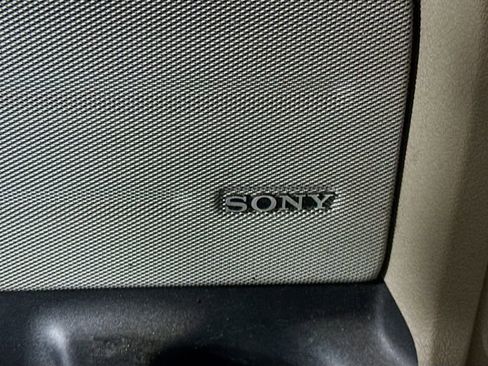 Used 2010 Ford F150 Lariat image 20