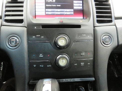 Used 2015 Ford Taurus SEL w/ Equipment Group 201A image 20