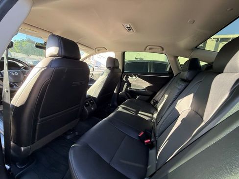 Used 2018 Honda Clarity Touring image 7