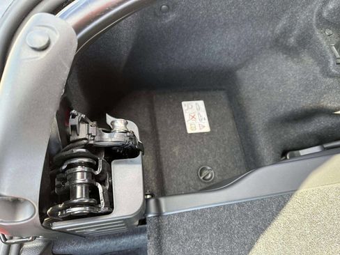 Used 2014 BMW 428i xDrive Convertible image 10