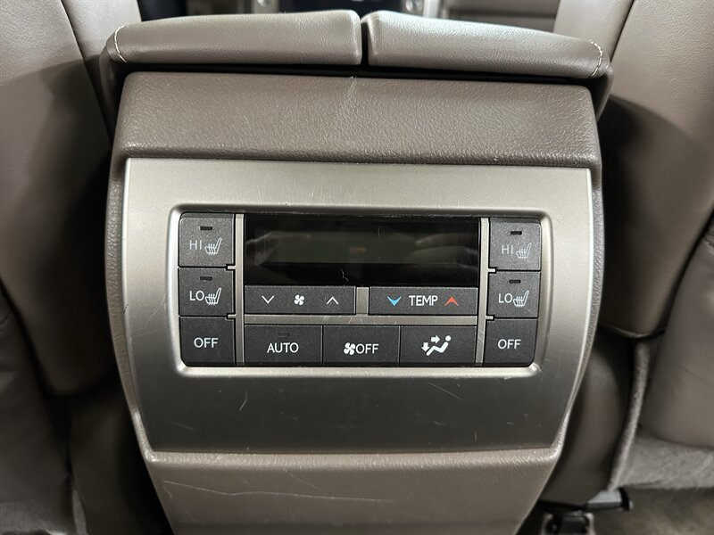 Used 2014 Lexus GX 460 w/ Premium Package AWD/4WD image 34