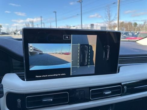 Used 2023 Lincoln Nautilus Black Label w/ Class II Trailer Tow Package image 17