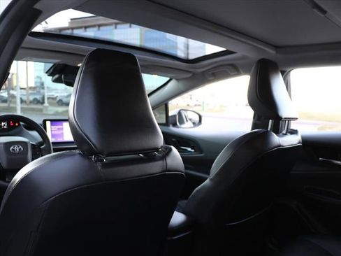 Used 2024 Toyota Prius XLE image 15