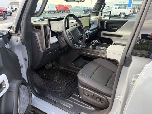 Used 2025 GMC Hummer EV 3X AWD/4WD image 22
