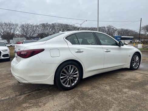 Used 2018 INFINITI Q50 Luxe w/ Essential Package (3.0T Luxe) image 4