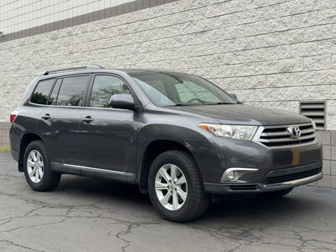 Used 2013 Toyota Highlander SE AWD/4WD image 20