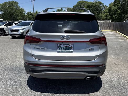 Used 2023 Hyundai Santa Fe SEL FWD image 4