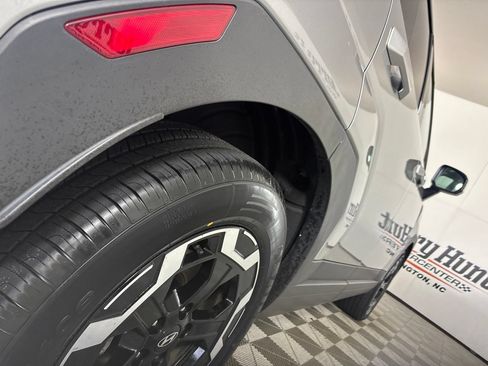 Used 2024 Hyundai Santa Fe SEL FWD image 39