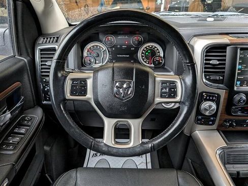 Used 2017 RAM 1500 Laramie w/ Convenience Group image 20