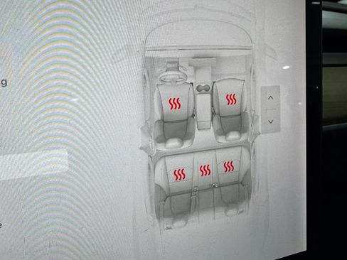 Used 2018 Tesla Model 3 Long Range RWD image 27