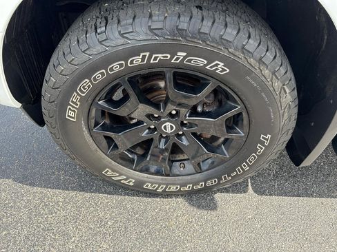 Used 2018 Nissan Frontier SV w/ Value Truck Package image 9