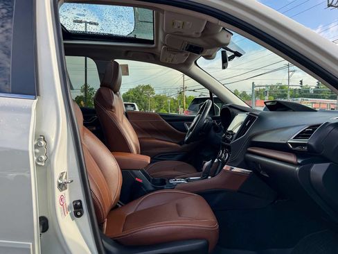 Used 2020 Subaru Forester Touring AWD/4WD image 9