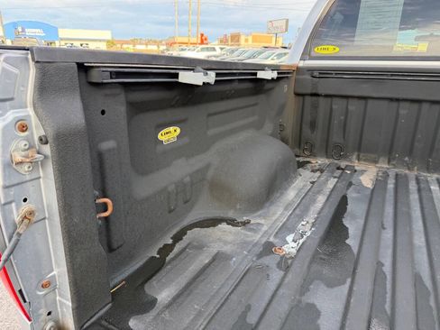 Used 2016 Toyota Tundra SR5 image 38