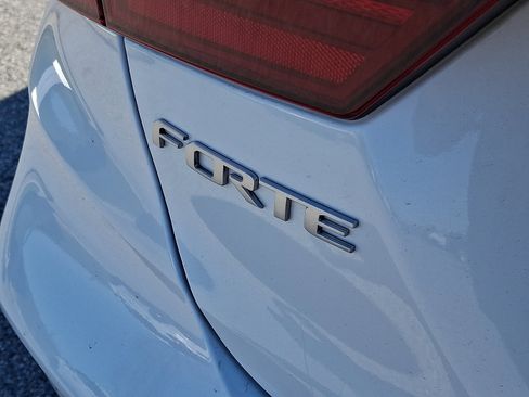 Used 2022 Kia Forte GT w/ GT2 Package image 30