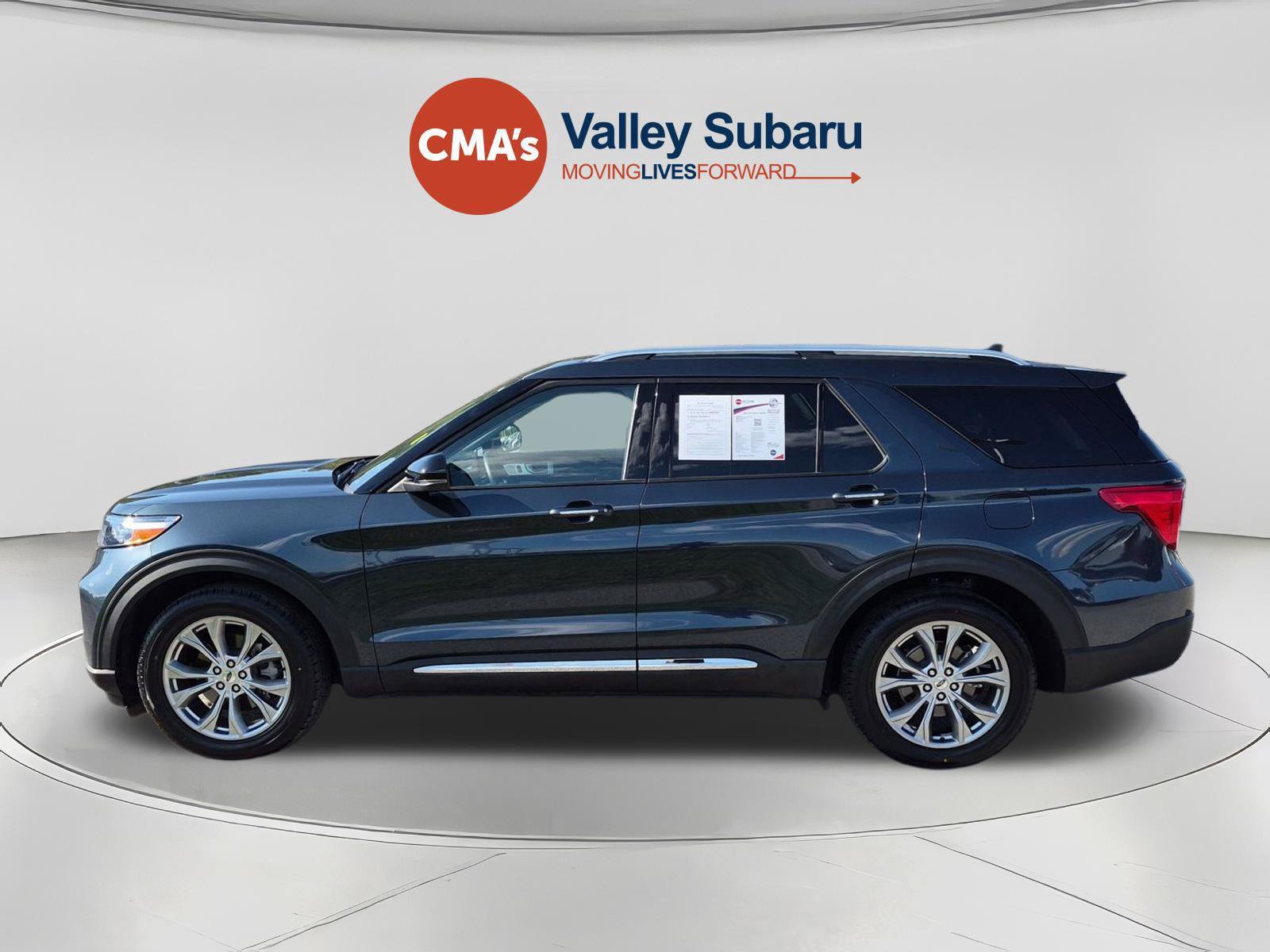 Used 2024 Ford Explorer Limited w/ Limited Technology Package AWD/4WD image 2