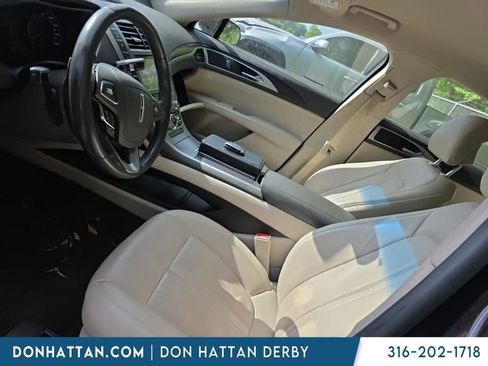 Used 2019 Lincoln MKZ Reserve image 4