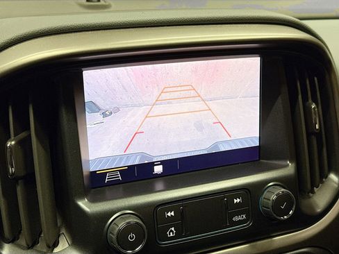 Used 2022 Chevrolet Colorado Z71 image 17