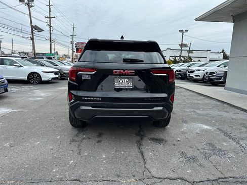 Used 2025 GMC Terrain Elevation image 6