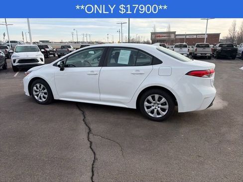 Used 2024 Toyota Corolla LE image 8