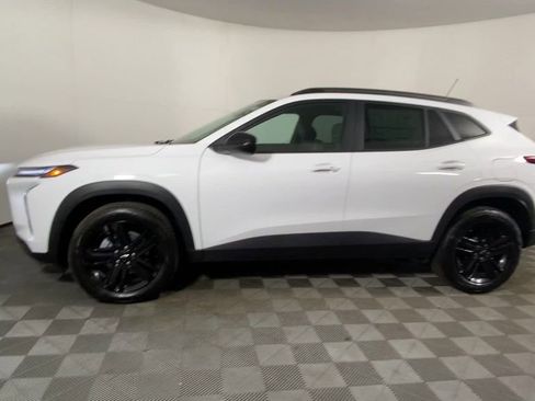 New 2026 Chevrolet Trax ACTIV w/ Sunroof Package image 5