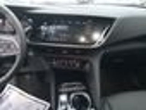 Used 2023 Buick Envision Avenir AWD/4WD image 17