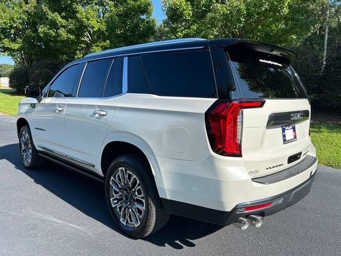Used 2023 GMC Yukon Denali Ultimate AWD/4WD image 24
