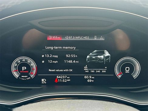 Used 2021 Audi Q8 Prestige w/ Prestige Package image 13