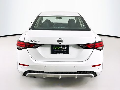 Used 2025 Nissan Sentra S image 7