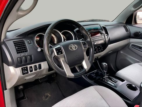 Used 2012 Toyota Tacoma PreRunner w/ Convenience Pkg RWD image 15