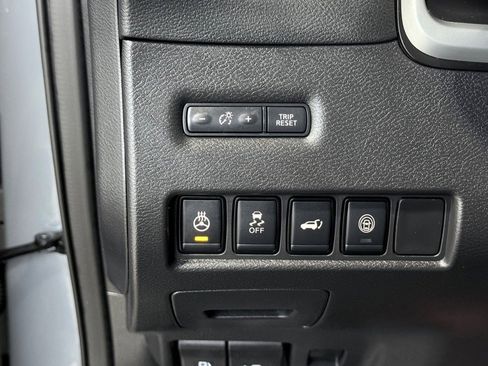 Used 2024 Nissan Murano SL image 36