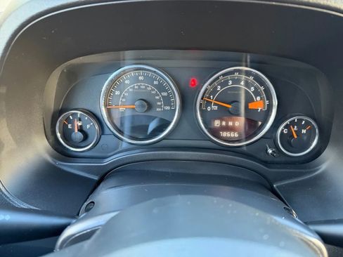 Used 2017 Jeep Compass High Altitude image 16