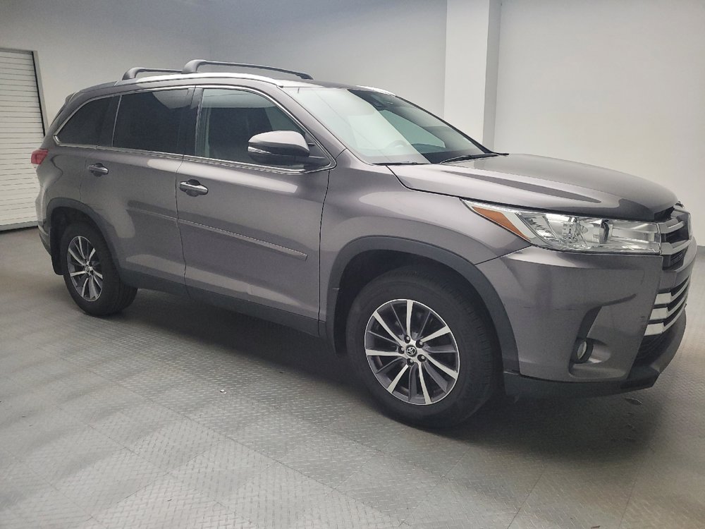 Used 2019 Toyota Highlander XLE w/ Protection Package #3 AWD/4WD image 11