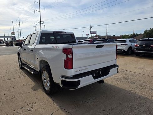 Used 2022 Chevrolet Silverado 1500 Custom AWD/4WD image 6