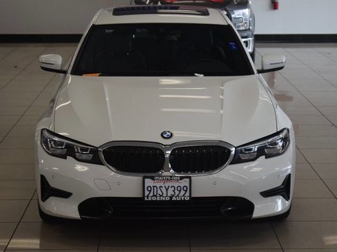 Used 2019 BMW 330i Sedan w/ Driving Assistance Package RWD image 8