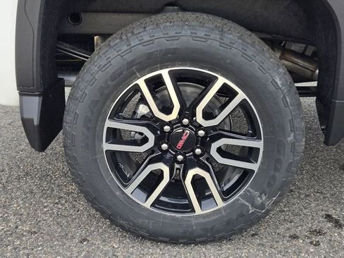 New 2026 GMC Sierra 1500 AT4 w/ AT4 Premium Package image 8