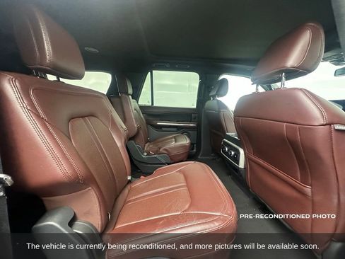 Used 2024 Ford Expedition Max Limited image 16