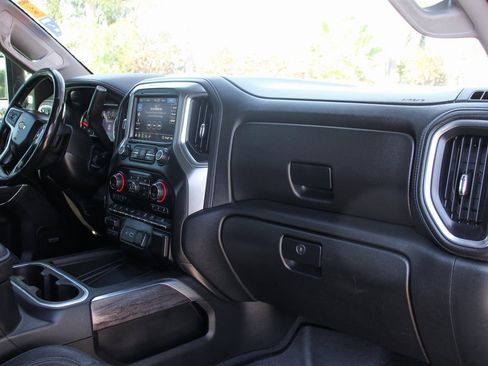 Used 2020 Chevrolet Silverado 2500 LTZ w/ LTZ Premium Package image 36