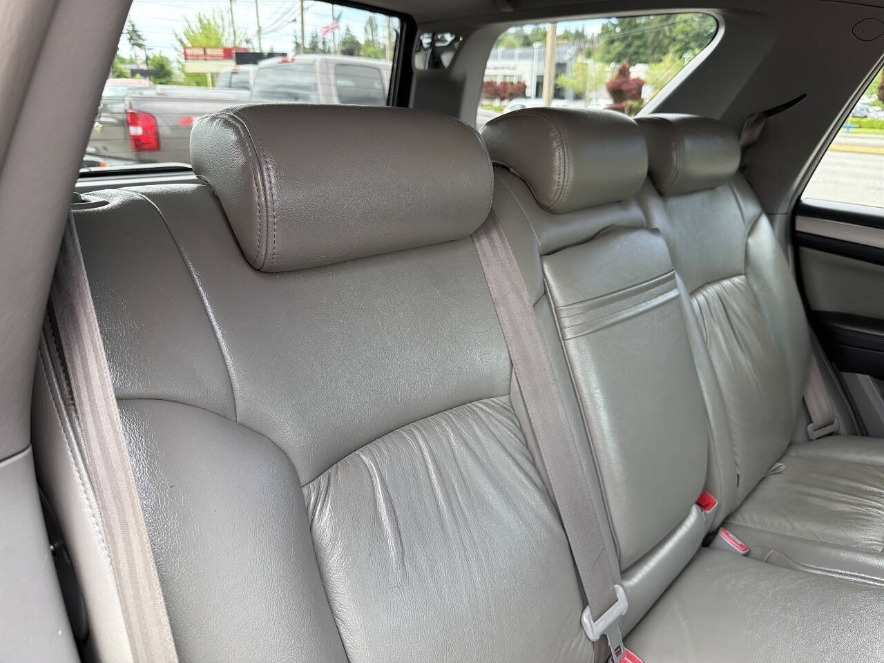 Used 2004 Toyota 4Runner SR5 w/ Preferred Accessory Pkg AWD/4WD image 21