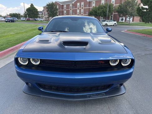 Used 2021 Dodge Challenger R/T Scat Pack w/ Driver Convenience Group RWD image 7