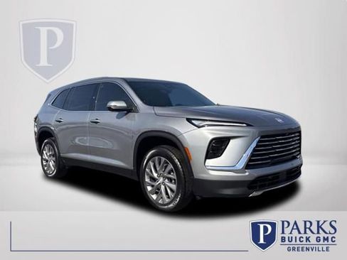 Used 2026 Buick Enclave Preferred w/ Power Package image 1