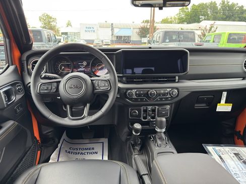 New 2025 Jeep Gladiator Sport image 8