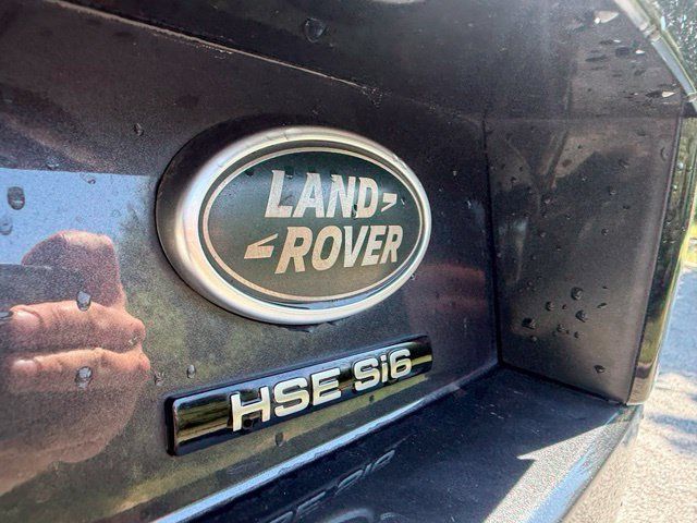 Used 2018 Land Rover Discovery HSE Luxury AWD/4WD image 11