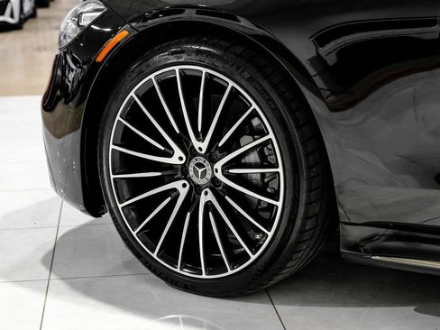 Used 2023 Mercedes-Benz S 580 4MATIC Sedan w/ AMG Line image 51
