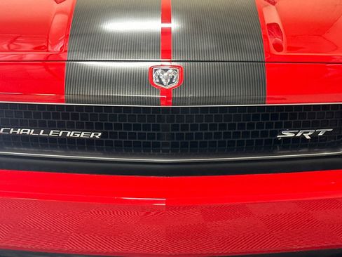 Used 2009 Dodge Challenger SRT8 w/ SRT Option Group II image 44
