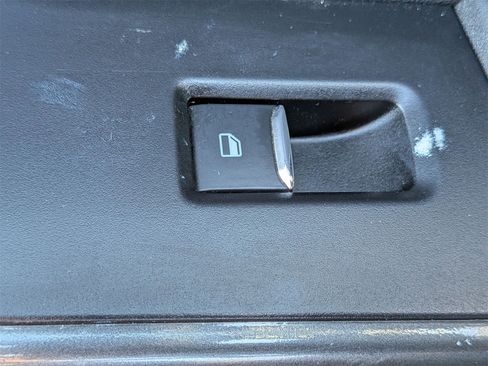 Used 2023 Ford F150 XLT w/ Equipment Group 302A High image 29