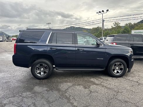 Used 2019 Chevrolet Tahoe LS image 3